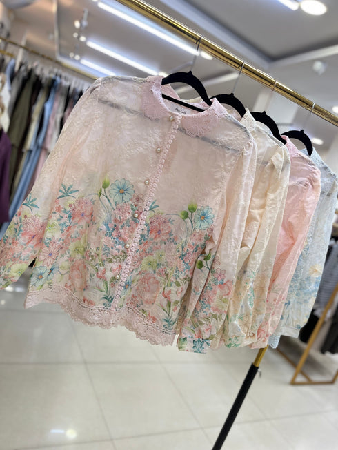 Flower Embroidery Lace Collar Shirts